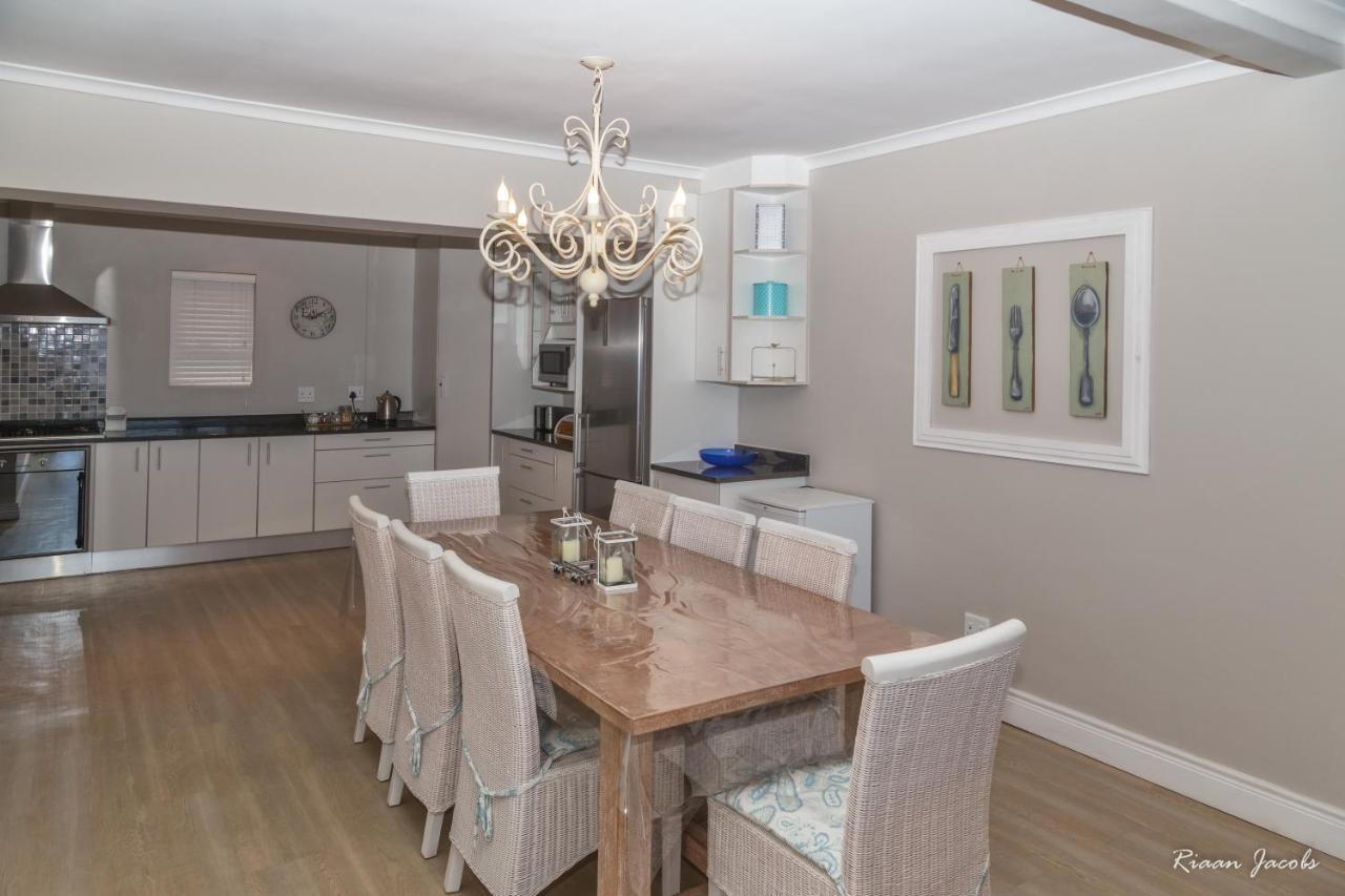 Ons C-Huis - Gansbaai Seafront Accommodation, Back-Up Power Exteriör bild