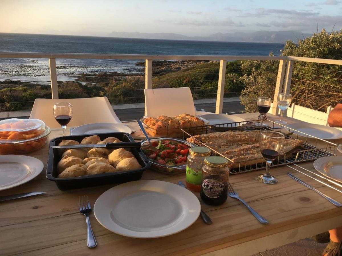 Ons C-Huis - Gansbaai Seafront Accommodation, Back-Up Power Exteriör bild