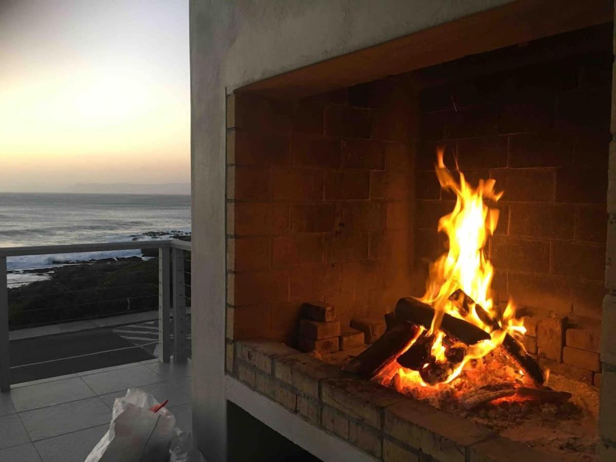 Ons C-Huis - Gansbaai Seafront Accommodation, Back-Up Power Exteriör bild