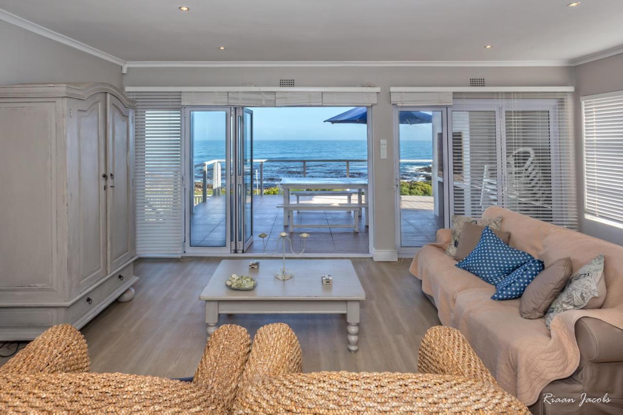 Ons C-Huis - Gansbaai Seafront Accommodation, Back-Up Power Exteriör bild
